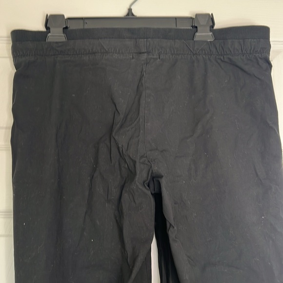 Wearables by XCVI Women’s Casual Cargo Pants - Picture 5 of 6